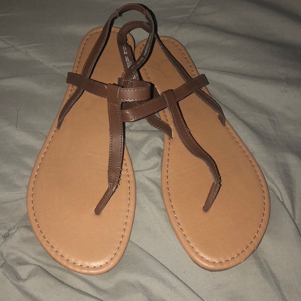 Sandals with straps